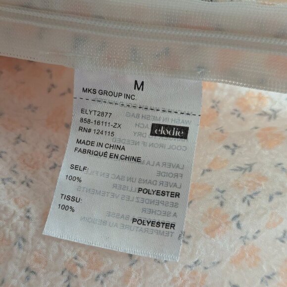 Elodie Ditzy Floral Balloon Sleeve crop top - Picture 6 of 8